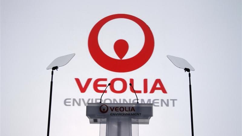 Nicolas Sarkozy a nié toute intervention de sa part en vue de remplacer le PDG de Veolia Environnement, après des articles de presse l'accusant d'avoir tenté d'imposer l'ancien ministre centriste Jean-Louis Borloo à la tête du groupe. /Photo d'archives/RE