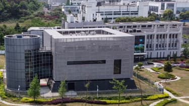 Vue aérienne du laboratoire P4 accusé par les États-Unis d'avoir laissé échapper le virus