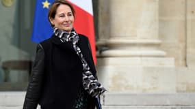 Ségolène Royal écarte l'idée de quitter le ministère de l'Ecologie.