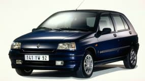 La Clio a été lancée en juin 1990 par Renault. Trente ans plus tard, elle est toujours au catalogue et s'est vendue à plus de 13 millions d'exemplaires.
