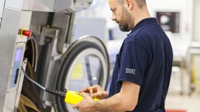 Le groupe SEBI est issu du regroupement de trois entreprises de distribution d'équipements en blanchisserie et en cuisines professionnelles.