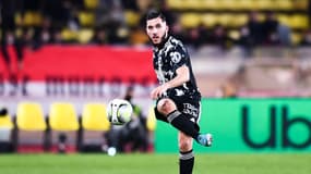 Rayan Cherki avec l'OL en février 2022