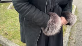 Une femme venue en aide aux victimes d'un accident morrtel sur l'A47 en février 2023.