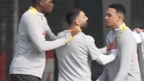 Moment de tension entre Mohamed Salah et Trent Alexander-Arnold à l'entraînement à la veille de Liverpool-PSG, le 10 mars 2025