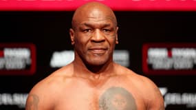 Mike Tyson lors de la pesée avant son combat face à Jake Paul dans le Texas - le 14/11/2024
