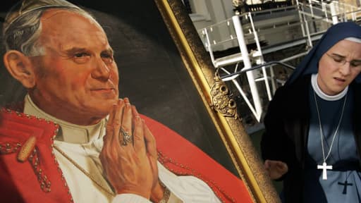Jean-Paul II est mort le 2 avril 2005. Il sera canonisé en 2014.