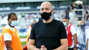 Gerard Lopez, le président des Girondins de Bordeaux, assiste au match de Ligue 1 contre Lens le 12 septembre au stade Matmut Atlantique à Bordeaux