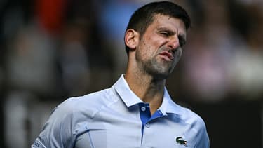 Le Serbe Novak Djokovic lors de son match face à Jannik Sinner à l'Open d'Australie, le 26 janvier 2024