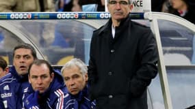 Raymond Domenech a rangé son costume de l'équipe de France pour endosser celui de dirigeant amateur.