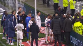 Discussions entre les joueurs et les supporters de l'OL, le 26 janvier 2024.