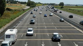 A une vitesse de 130 km/h sur l'autoroute, le pied du jeune homme originaire de Paris a été arraché.