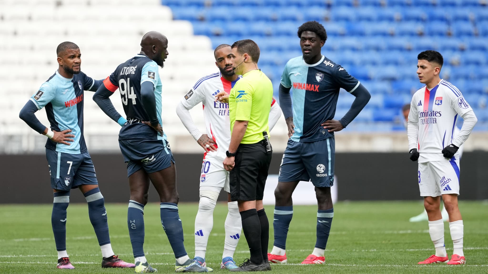 Bastien Dechepy lors de la rencontre Lyon - Le Havre en Ligue 1.