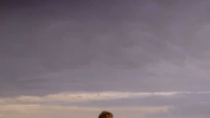 Alors, qui de Bruce et de sa 308 GTI ou de Tone et de sa 309 GTI, franchira le premier la ligne d'arrivée. Alors, qui de Bruce et de sa 308 GTI ou de Tone et de sa 309 GTI, franchira le premier la ligne d'arrivée.