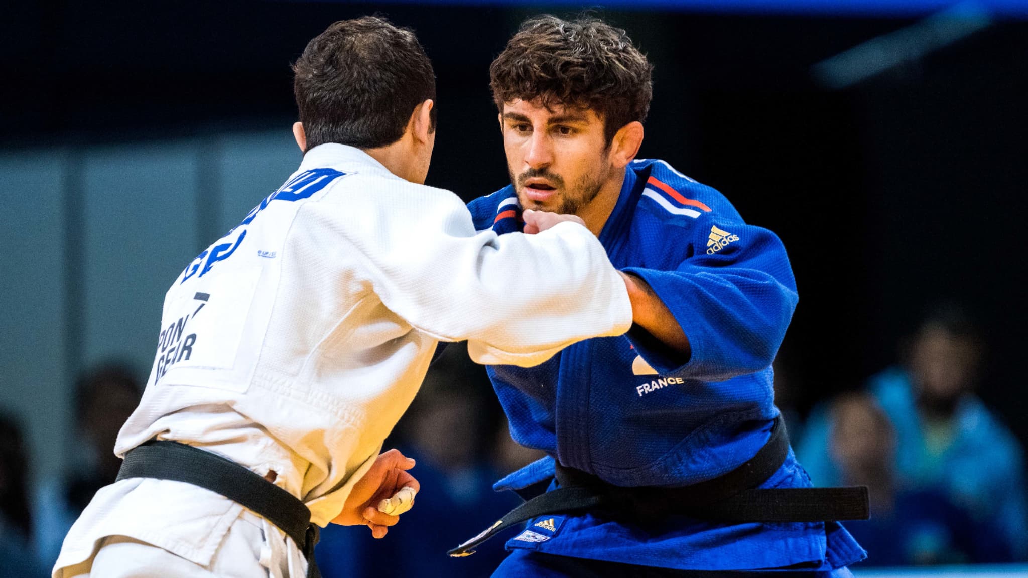Cédric Revol (en bleu) lors des Championnats d’Europe de judo en avril 2022