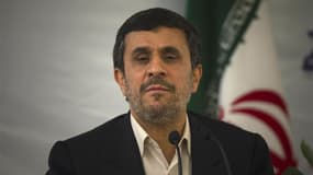 D'après un haut responsable de la République islamique, le président iranien Mahmoud Ahmadinejad (photo) va assister à un événement mercredi dans la capitale iranienne au cours duquel Téhéran illustrera les progrès de son programme atomique, selon lui à u
