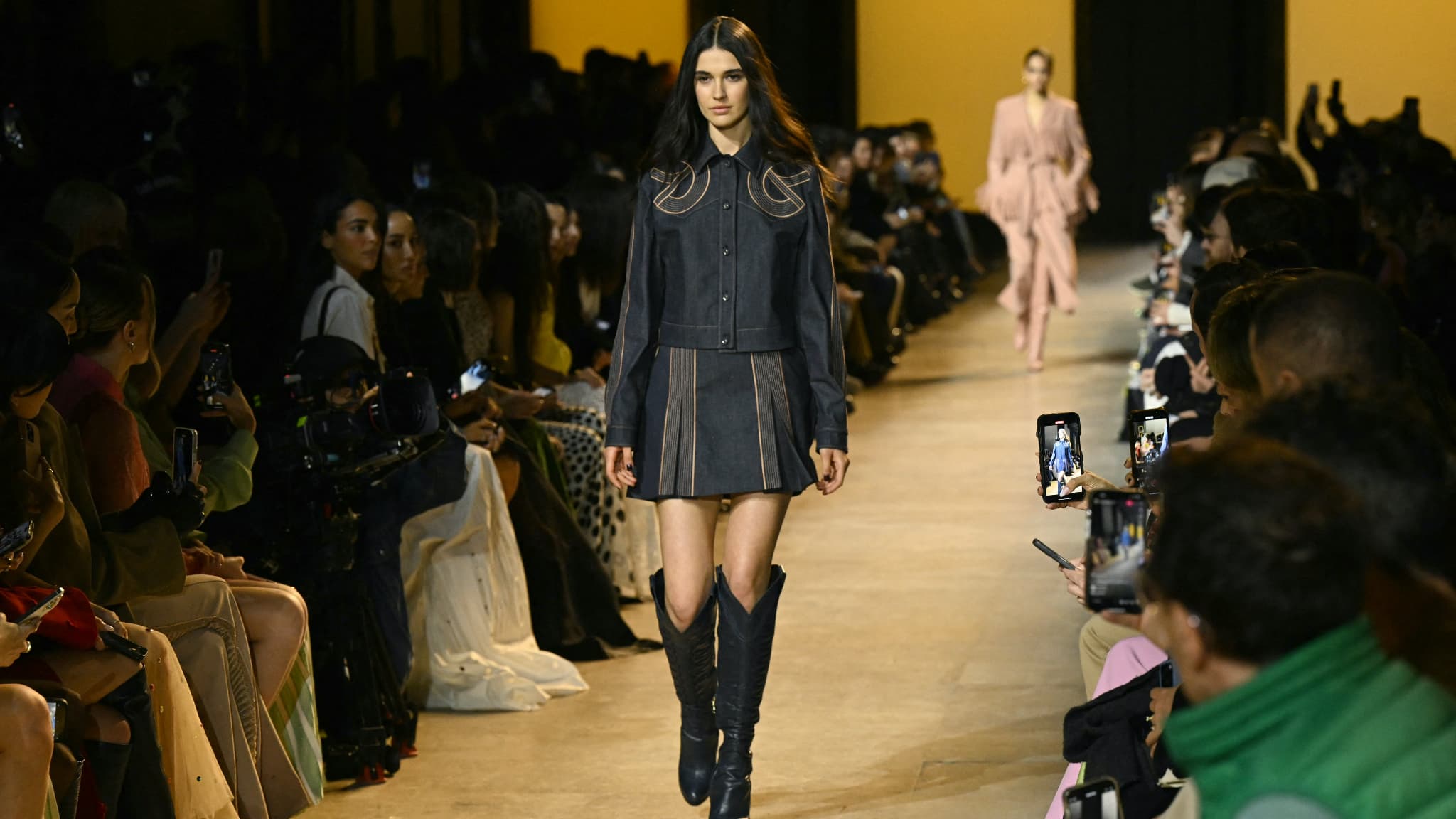 Défilé Elie Saab automne-hiver 2024-2025