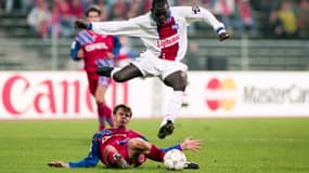 George Weah face au Bayern Munich en 1994