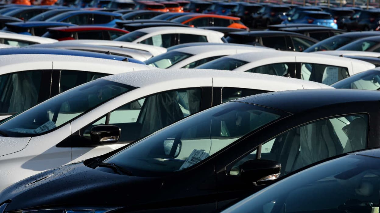 20.000 autos sauvées par an : les sénateurs proposent de réutiliser des  voitures en bon état destinées à la casse