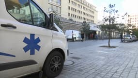Une sexagénaire meurt après cinq appels au Samu 