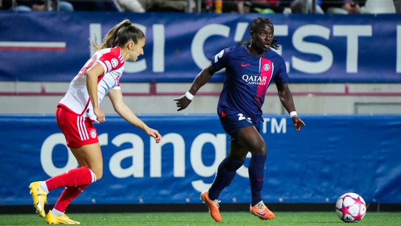 Tabitha CHAWINGA lors de Paris Saint-Germain v Bayern Munich le 23/11/2023	