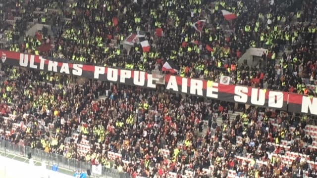 Gilets jaunes lors Nice-Lille Gilets jaunes lors Nice-Lille