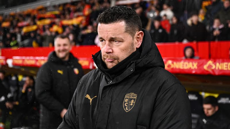 RC Lens: "On met la pression sur le PSG", Pierre Sage affiche un peu plus ses ambitions