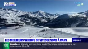 Hautes-Alpes: les meilleurs skieurs de vitesse à Vars