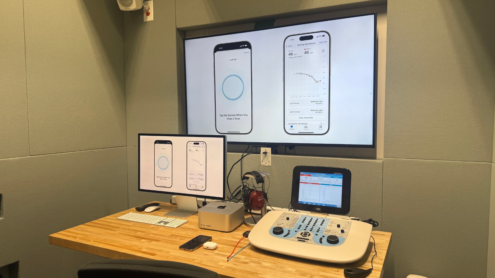 Plusieurs pièces de l'Audio Lab accueillent des tests cliniques pour les fonctions d'aide auditive des AirPods Pro 2 Plusieurs pièces de l'Audio Lab accueillent des tests cliniques pour les fonctions d'aide auditive des AirPods Pro 2