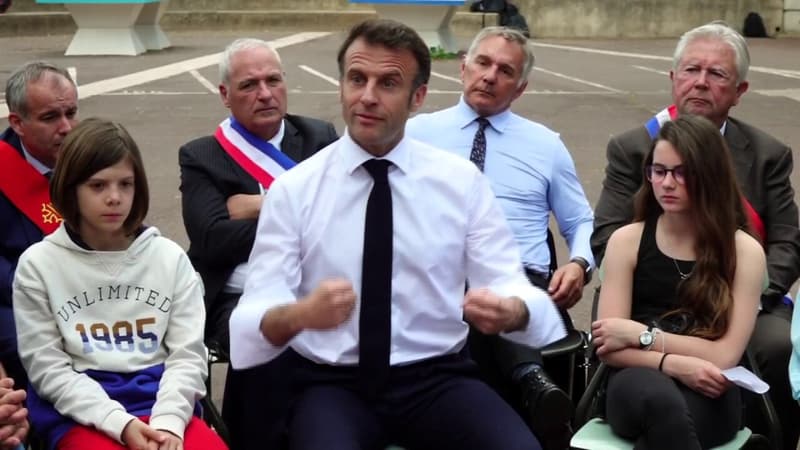 Emmanuel Macron sur les retraites: 