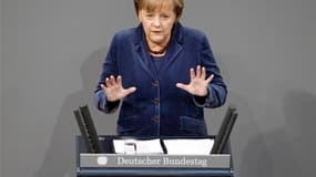 La chancelière allemande Angela Merkel s'est engagée à trouver une solution viable lors du sommet qui réunira mercredi soir les dirigeants européens, mais elle a prévenu qu'il ne fallait pas s'attendre à une solution qui réglerait tout du jour au lendemai