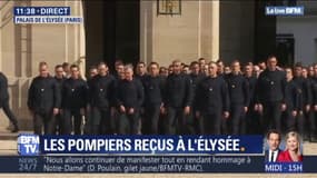 Notre-Dame: près de 300 sapeurs-pompiers arrivent à l'Élysée, où ils vont être reçus par Emmanuel Macron