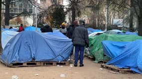 Les migrants sont installés la nuit dans l'église du Saint-Sacrement à Lyon.