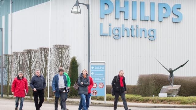 Philipps s'introduit en Bourse.