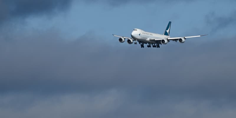 Un avion cargo Boeing 747 de Cathay Pacific atterrit à l'aéroport international Ted Stevens (ANC) d'Anchorage, en Alaska, le 17 septembre 2022 (illustration)