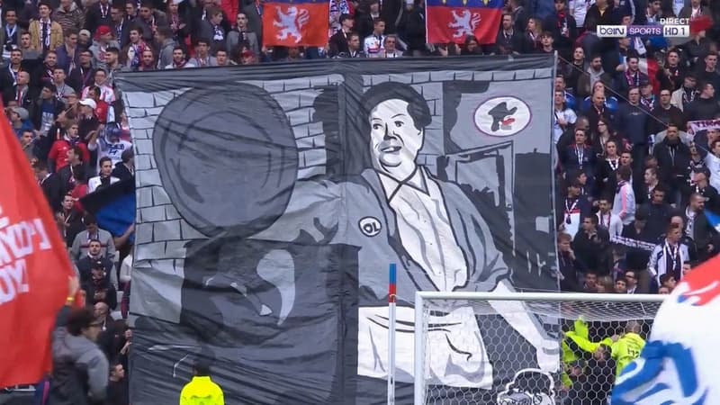 Banderole au Parc OL