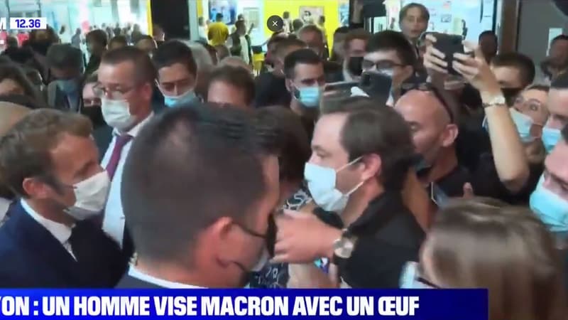 EN VIDEO - Emmanuel Macron visé par un oeuf lors d'une visite à Lyon