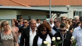Une marche silencieuse s'est déroulée dimanche 26 juin 2016 à Anglet en hommage à Christelle, Emma et Carla, tuées par leur mari et père.