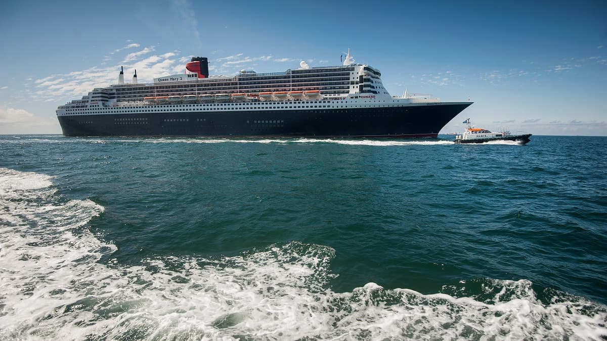 “Queen Mary 2 docks at Le Havre before embarking on Atlantic crossing to New York”