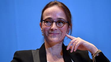 Delphine Ernotte doit tenir un subtil jeu d'équilibriste