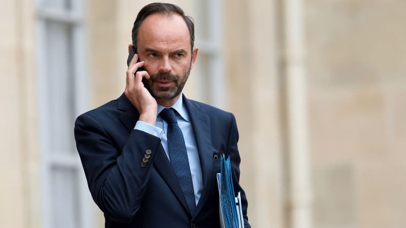 Le Premier ministre Edouard Philippe dans la cour de l'Elysée, le 11 juillet 2017