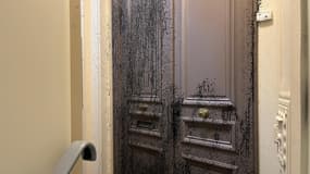 La porte du domicile de Claire Nouvian a été dégradée dans la nuit du 3 au 4 juin.