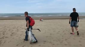 Ce samedi, pour le World Cleanup day, la ville de Calais a organisé un grand nettoyage de la plage. En moyenne, deux tonnes de déchets sont ramassés chaque année dans la commune grâce à cette opération. 