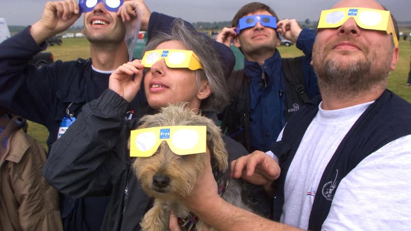 Éclipse du 12 août: pourquoi faut-il acheter des lunettes alors qu'elles étaient gratuites en 1999?