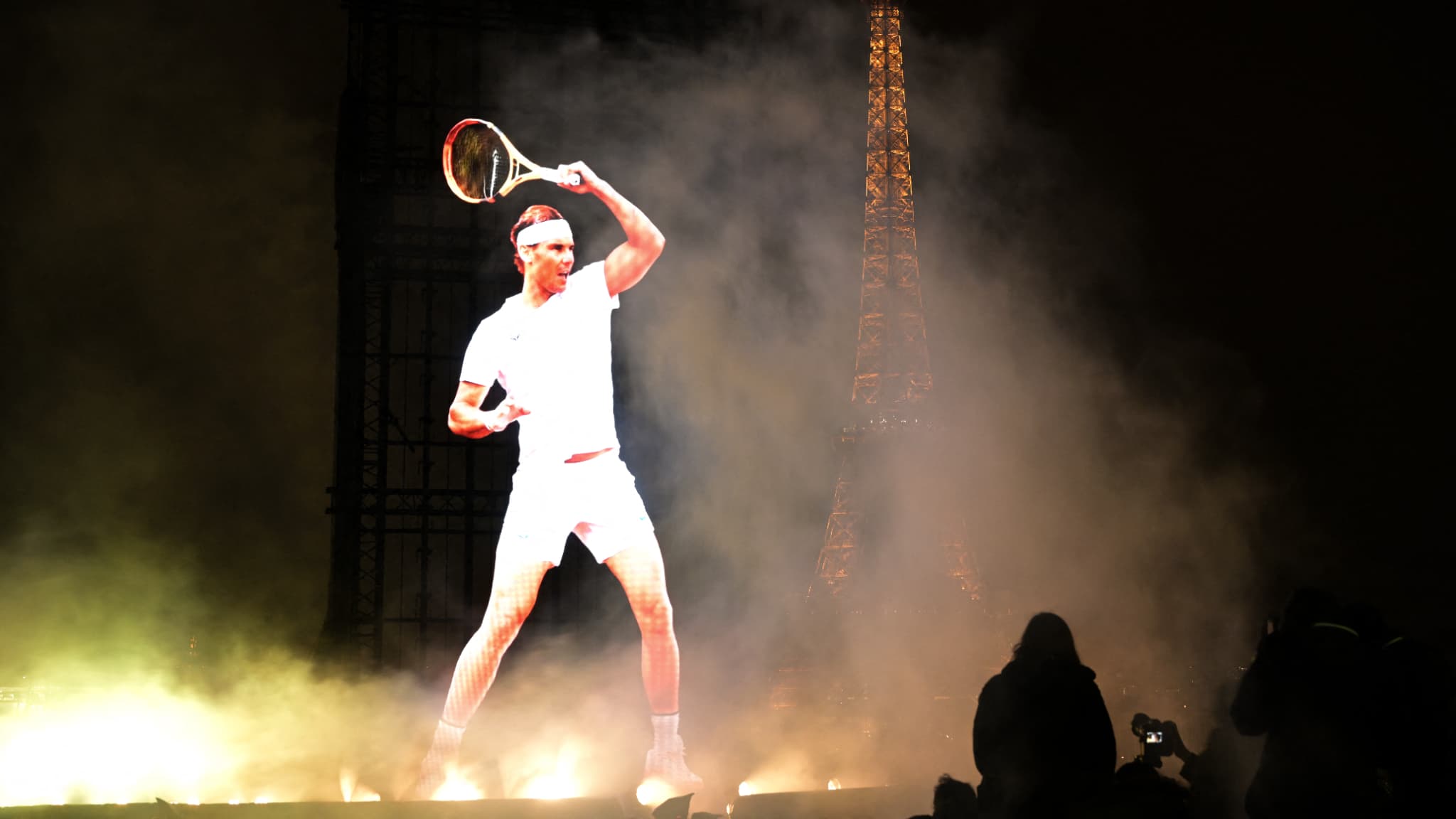 Coupe Davis: les images de l'hommage à Rafael Nadal en plein Paris