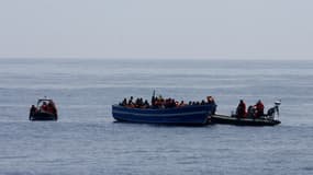 Au moins 17 migrants, dont plusieurs enfants, qui tentaient de rejoindre par mauvais temps les îles grecques, sont morts noyés mardi au large des côtes occidentales de la Turquie - Mardi 5 janvier 2016 - Photo d'illustration