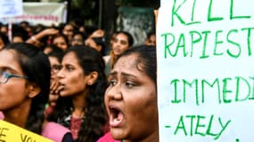 Manifestation après le viol et le meurtre d'une vétérinaire de 27 ans en Inde, le 3 décembre 2019
