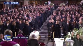 "Jamais notre amour pour toi ne mourra", l’émotion de Line Renaud durant la cérémonie religieuse pour Johnny Hallyday