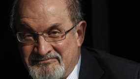 La maison d'édition Random House a acquis les droits de publication dans le monde entier des mémoires de l'auteur britannique Salman Rushdie, qui devraient être publiés en 2012 et se concentrer sur la période durant laquelle l'écrivain a dû vivre caché ap