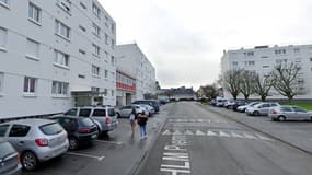 Un homme de 25 ans est suspecté d'avoir poignardé à mort sa mère et blessé sa soeur dans un appartement de la cité Fonlupt, à Lanester, jeudi. 