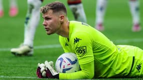 Josep Martinez avec le Genoa, le 5 mai 2024
